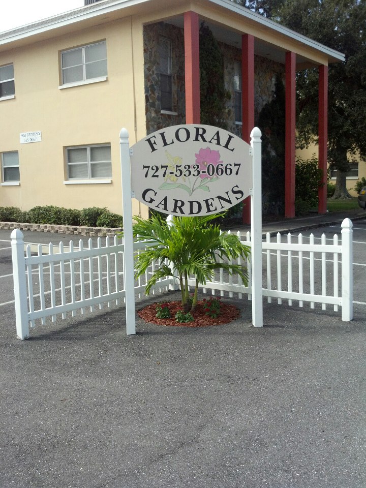 floral_gardens_sign